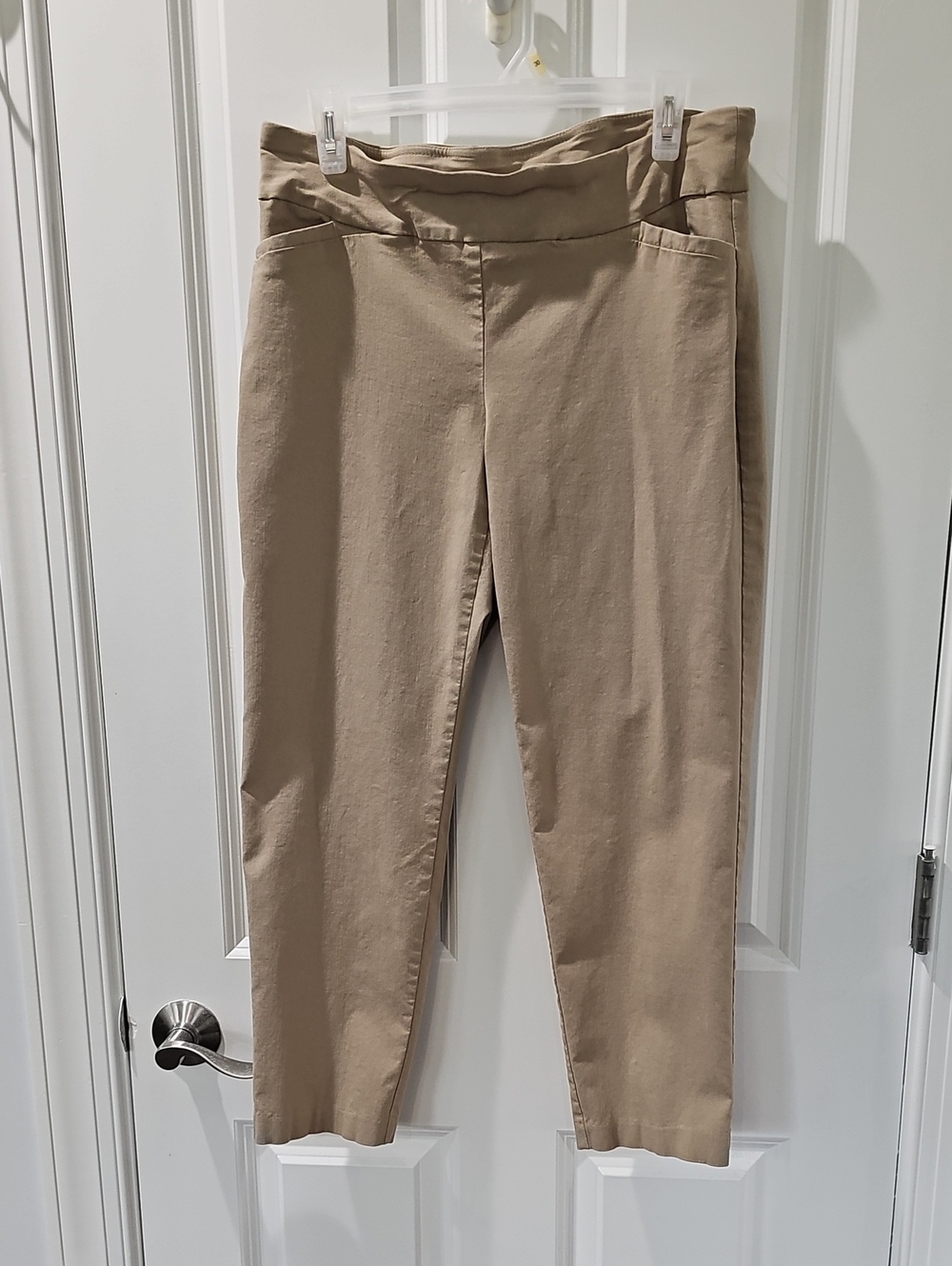 Terra & Sky Petite Beige Ankle Stretch Pants